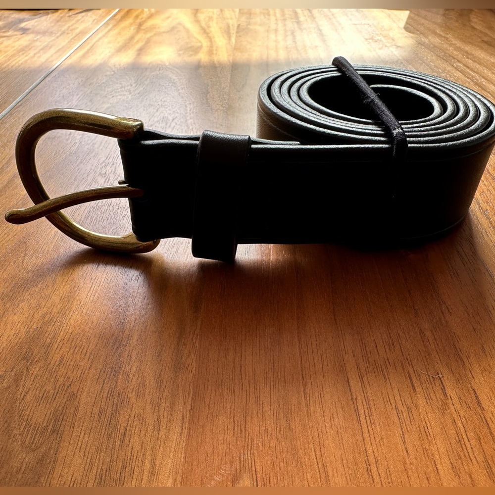 EUC Women’s Black Leather Belt from Madewell - size large